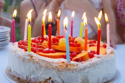 FUNDACJA LAETARE cake